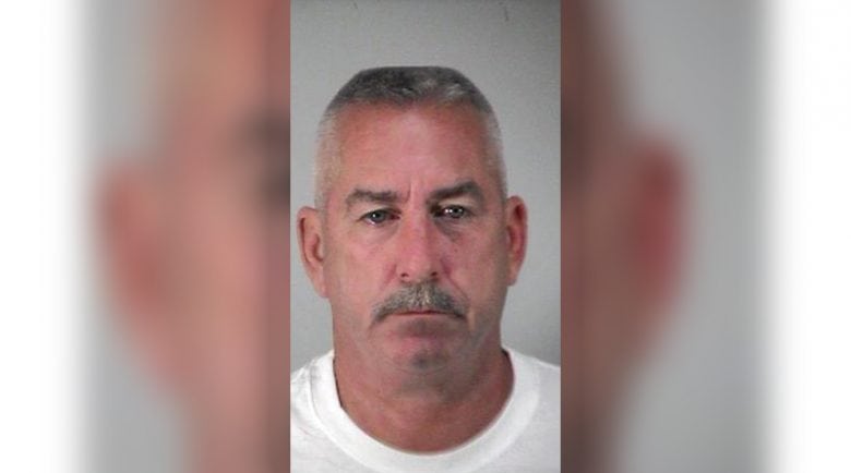 Tavares Mayor Robert Wolfe bonds out of jail just moments after arrest.